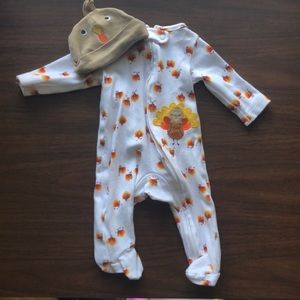 Newborn Thanksgiving turkey footies with cap